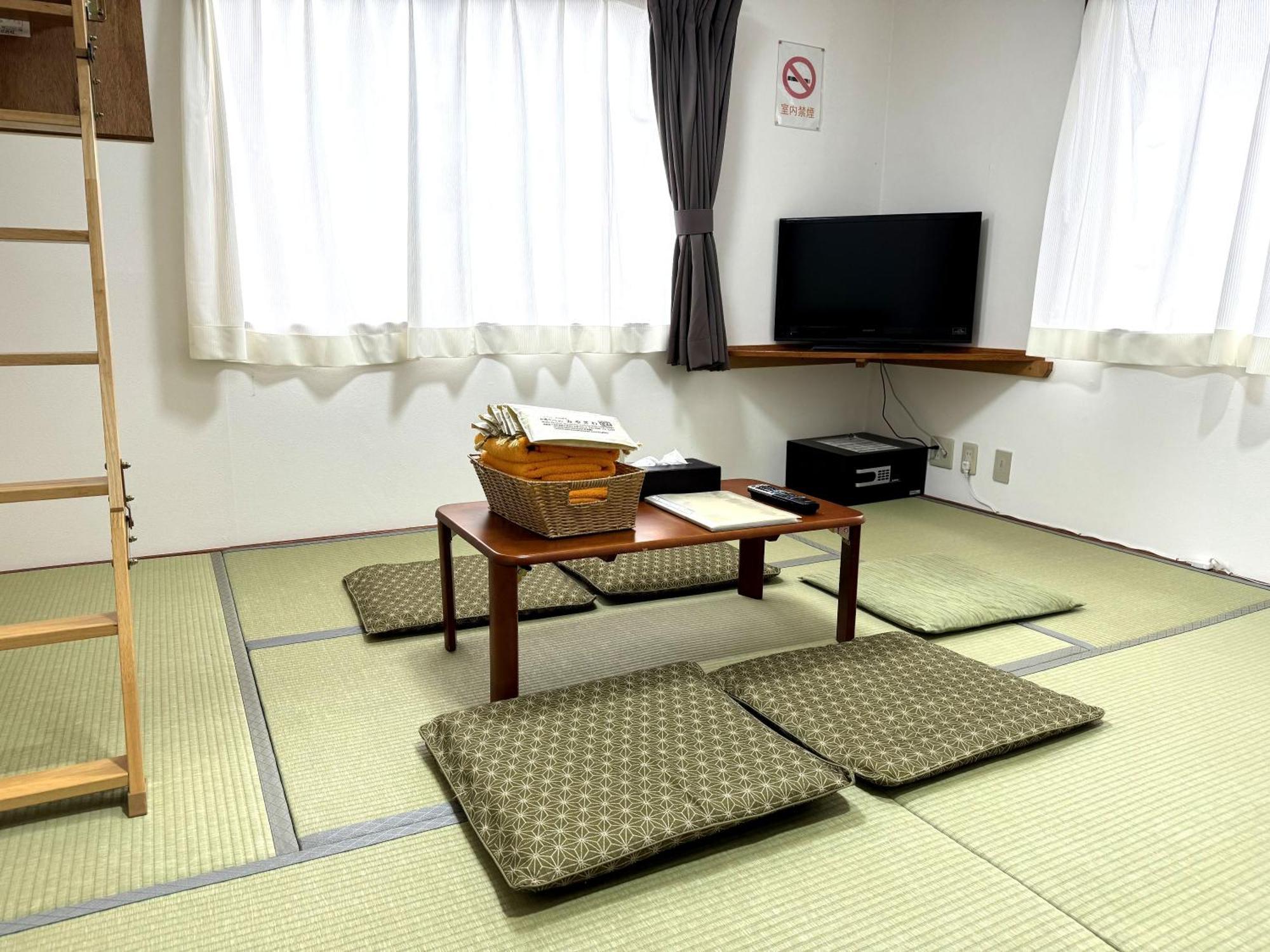 Nozawaonsen Guest House Miyazawa Exterior photo